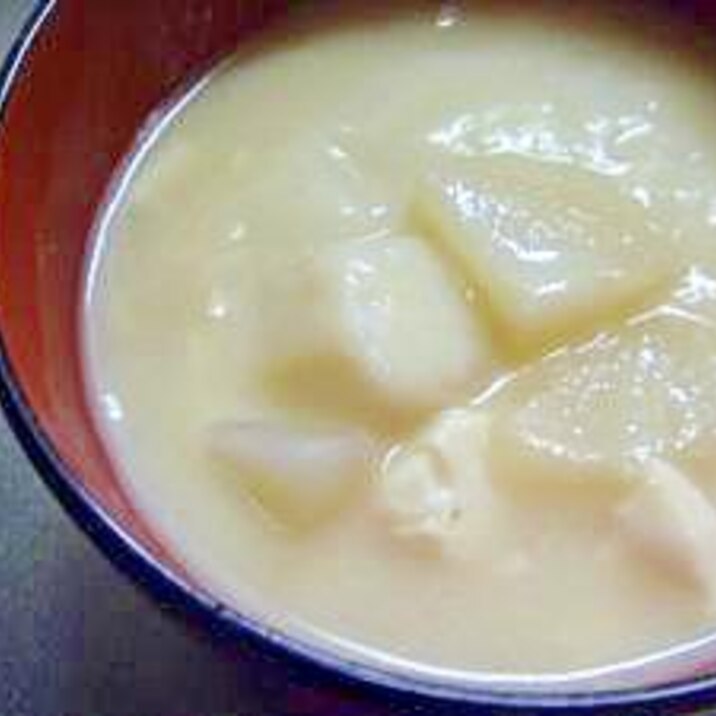 まっ白いお雑煮